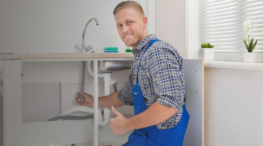 Professional same day plumber in Freer, TX